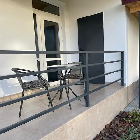 Gloria Apartment